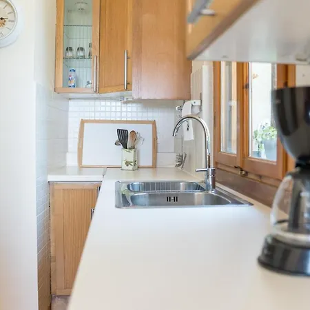 Bougainvillea Tree House Casa vacanze