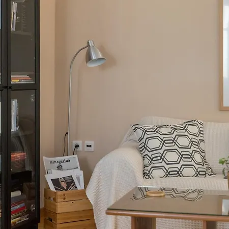 Bougainvillea Tree House Chavriáta