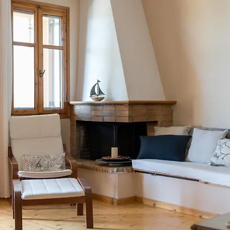 Bougainvillea Tree House Сasa de vacaciones