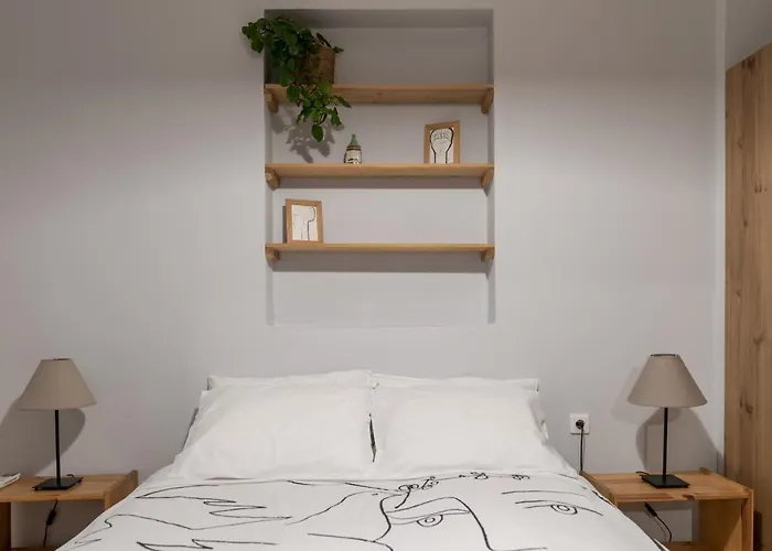 Semesterbostad Bougainvillea Tree House